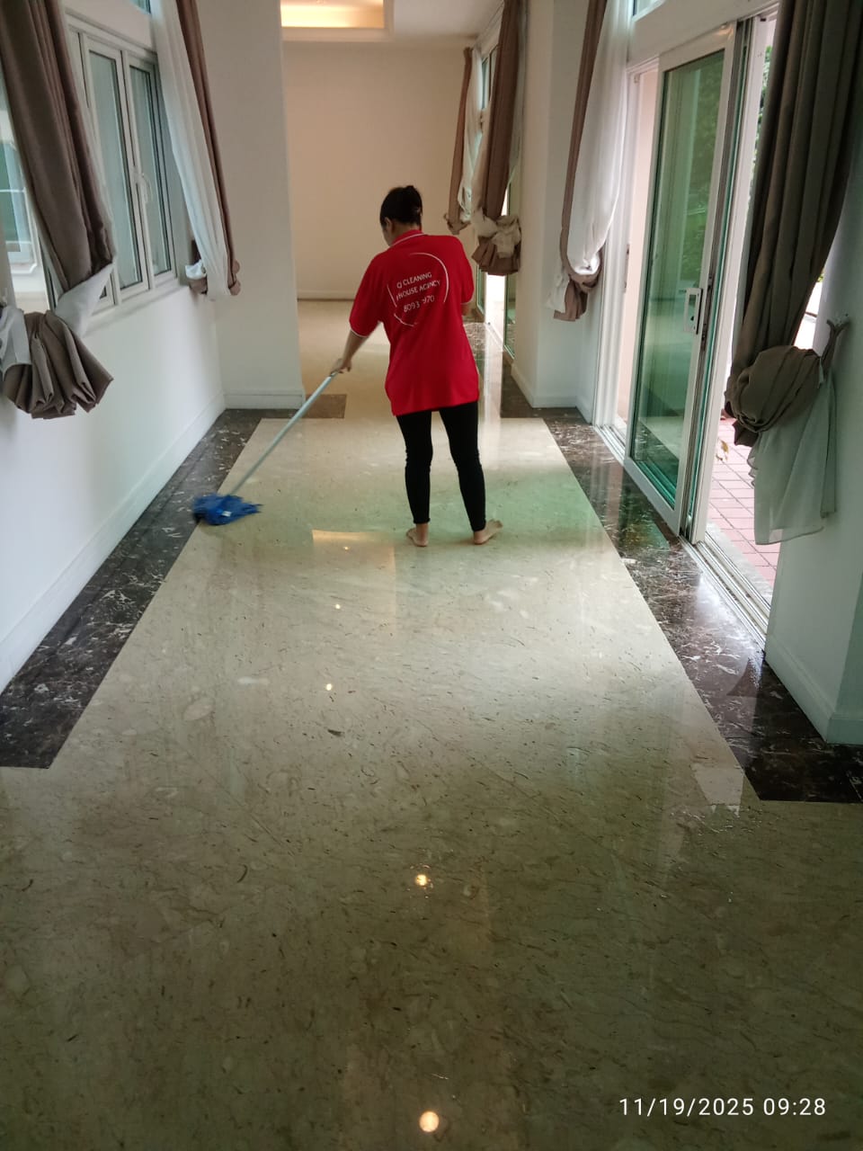 Avalon professional floor mopping and vacuuming service in Singapore HDB and condo